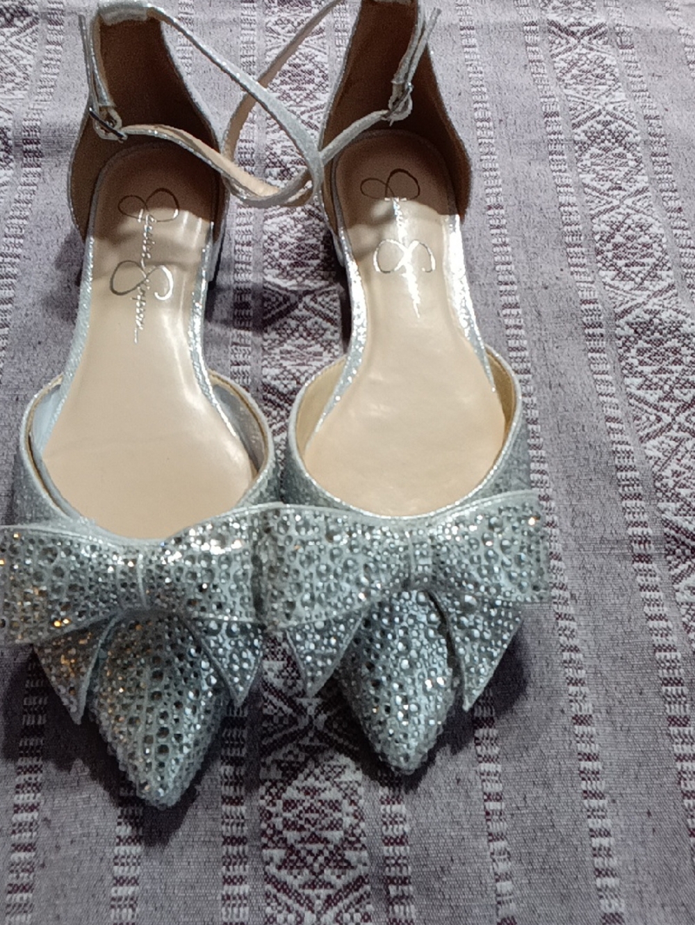JESSICA SIMPSON Embellished Silver Pointed Toe Ankle Strap Flats 9
